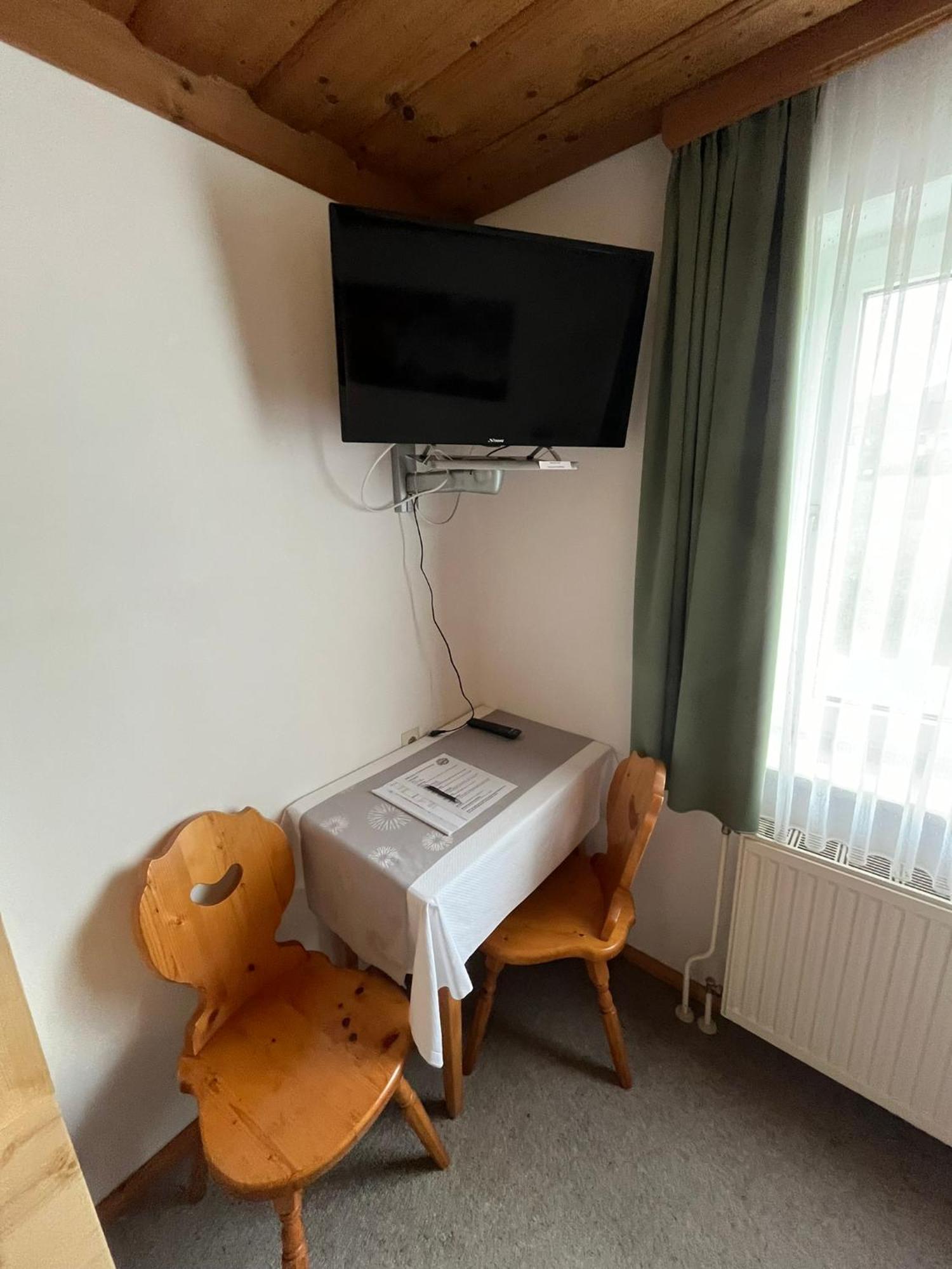 Gaestehaus Duernberger - Klein, Aber Fein - Gemuetliche Zimmer In Ruhiger, Idyllischer Lage Molln Esterno foto