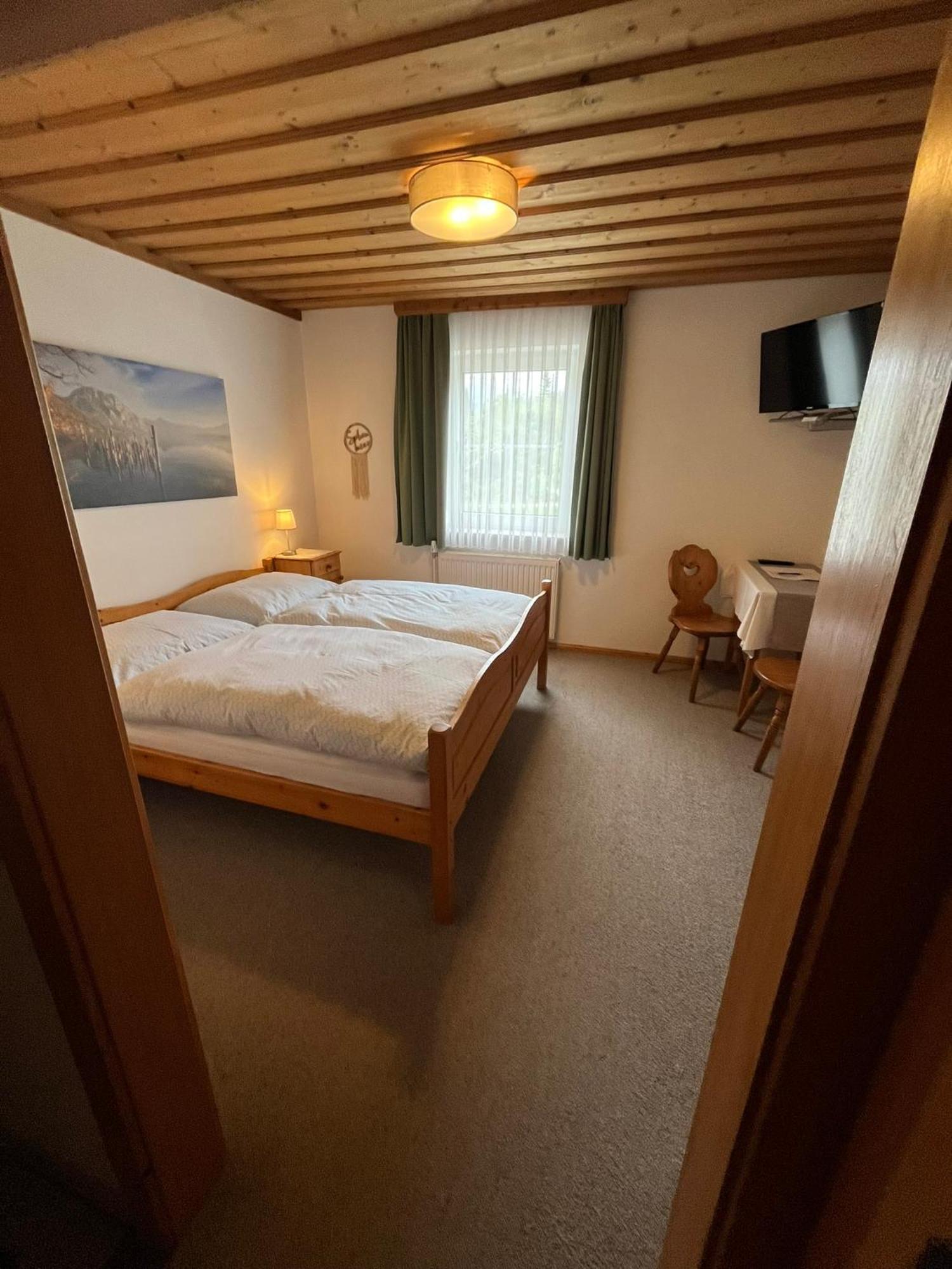 Gaestehaus Duernberger - Klein, Aber Fein - Gemuetliche Zimmer In Ruhiger, Idyllischer Lage Molln Esterno foto